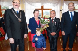 Zdjęcie do: Jubileusz 50-lecia zawarcia związku małżeńskiego.