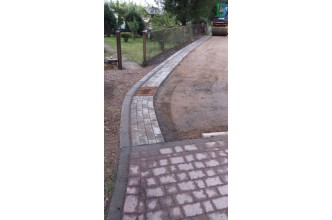 Zdjęcie do: Nowa nawierzchnia drogi w Modrzejewie
