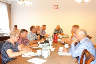 Zdjęcie do: Starosta na posiedzeniu Komisji Infrastruktury Drogowej.