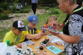 Zdjęcie nr 1 do galerii: Festiwal Starych Rzemiosł w Izbie Regionalnej w Modrzejewie