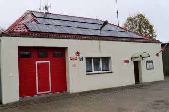Zdjęcie do: Poprawienie stanu środowiska przyrodniczego poprzez oczyszczenie stawu i montaż instalacji fotowoltaicznej na budynku OSP w Tągowiu
