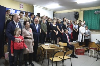 Zdjęcie do: Uroczyste obchody Święta Niepodległości.