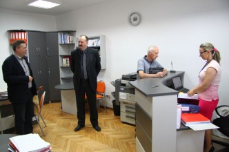 Zdjęcie do: Z gospodarczą wizytą w Tuchomiu